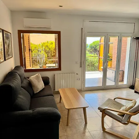Terramar - Pool, Parking & Sea Views