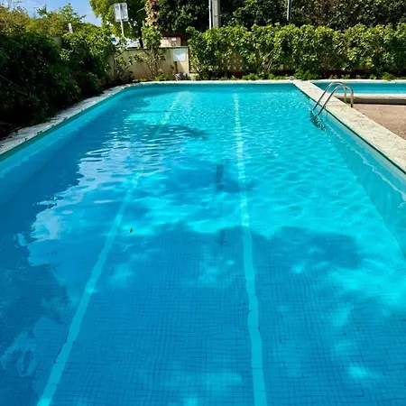 Terramar - Pool, Parking & Sea Views * Castelldefels